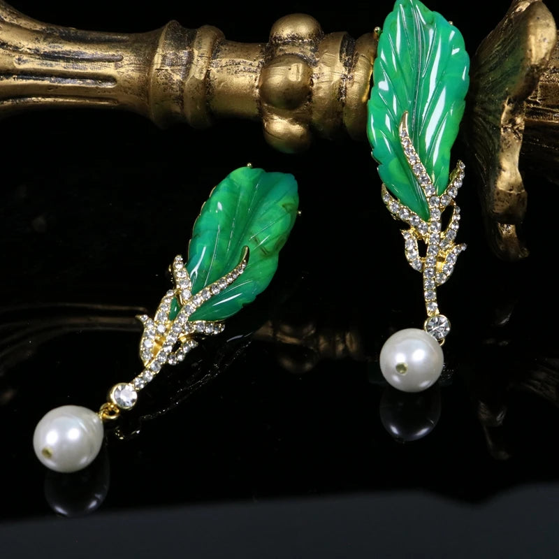 Green Leaves Long Pendant Baroque Style Earrings Pendant Acc