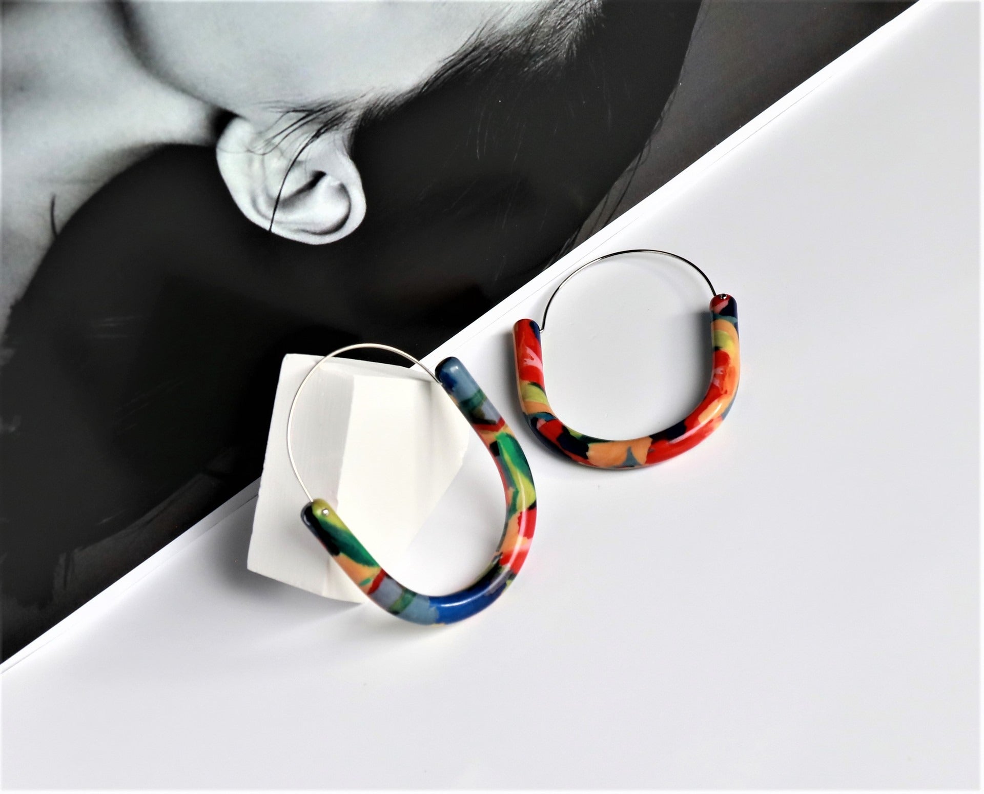 Illusionary Colorful Resin Round Hook Earrings