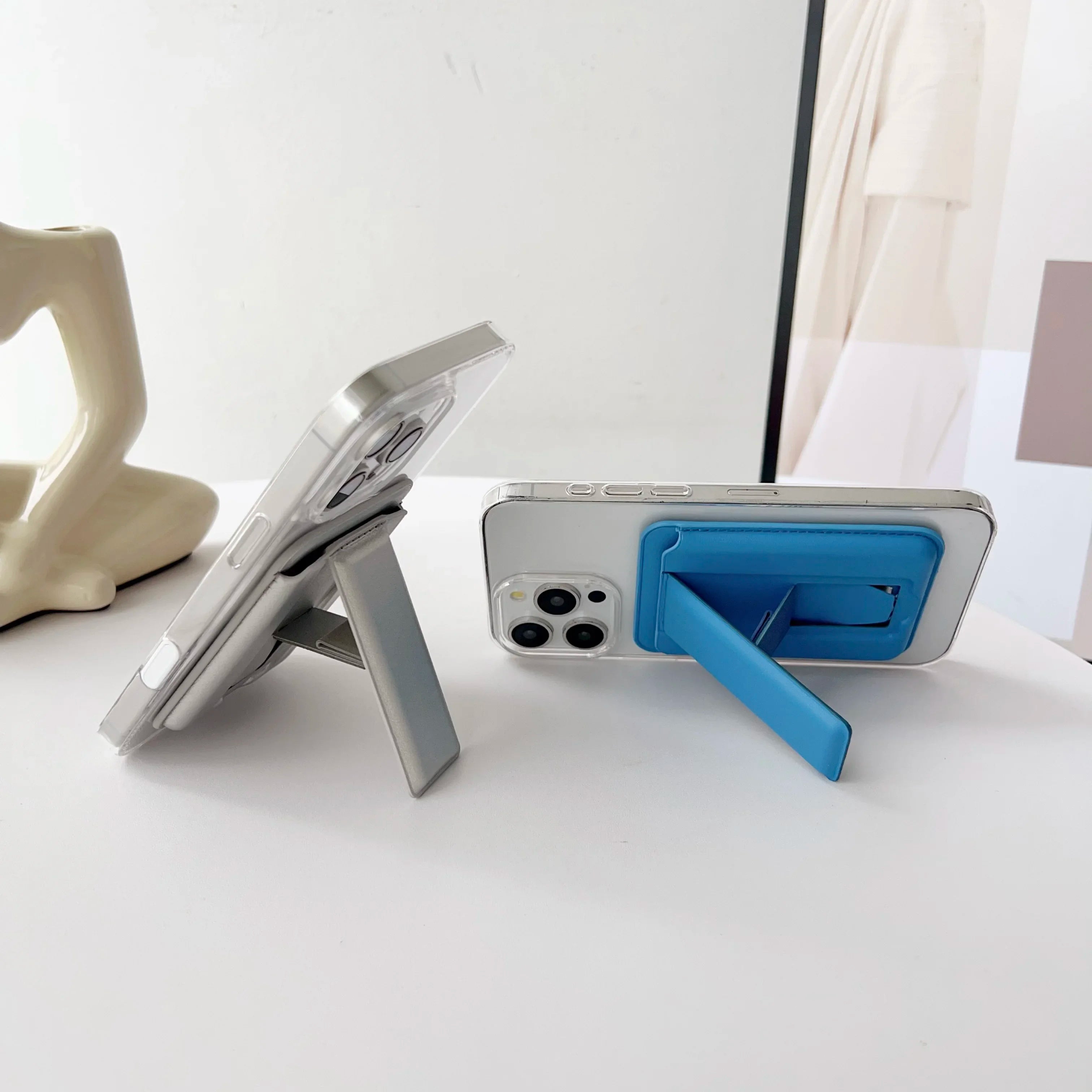 MagSafe Leather Wallet Case