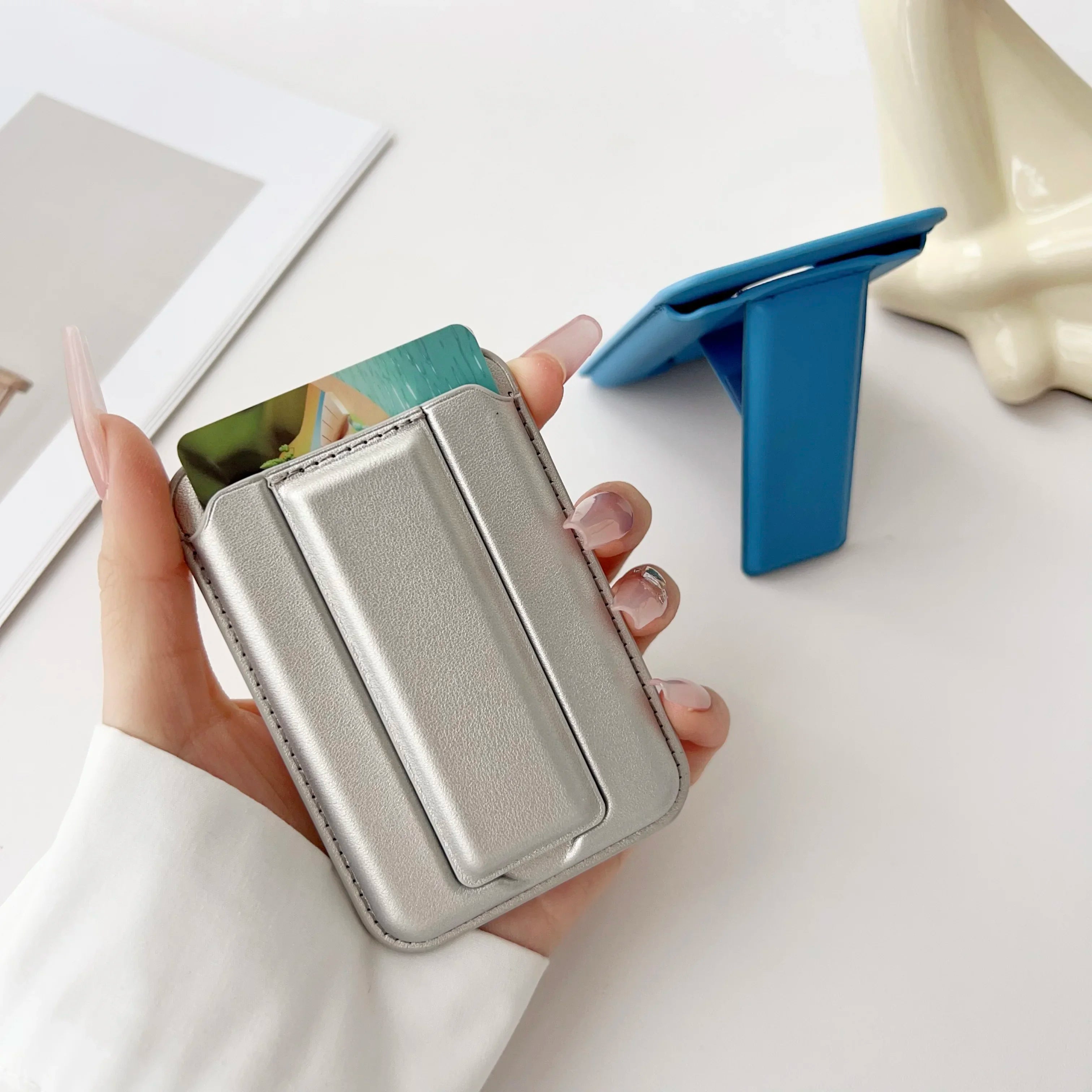 MagSafe Leather Wallet Case