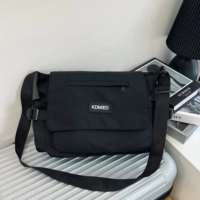 Fashionable Nylon Shoulder Bag with Polyester Lining, Black White Color Crossbody Bags with Side Pocket, Suitable for Daily Use