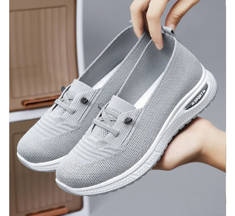 Women's Breathable Knitted Mesh Slip-On Sneaker Woman Lace Up Orthopedic Low Top Soft Loafer Shoes Big Size 43 Platform Trainers