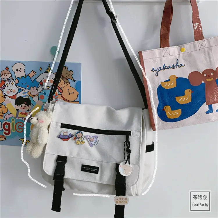 Japanese Harajuku Versatile Canvas Women Messenger Bags Solid Color Flip Casual Handbag Shoulder Bag Teenager Girl Crossbody Bag