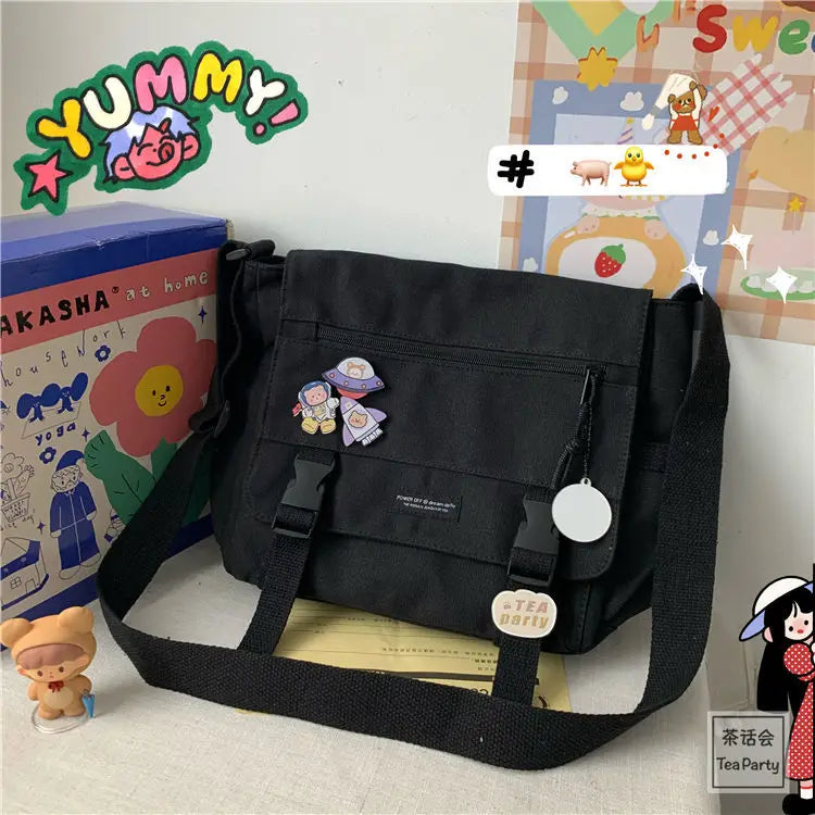 Japanese Harajuku Versatile Canvas Women Messenger Bags Solid Color Flip Casual Handbag Shoulder Bag Teenager Girl Crossbody Bag