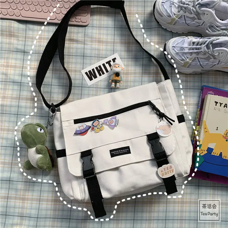 Japanese Harajuku Versatile Canvas Women Messenger Bags Solid Color Flip Casual Handbag Shoulder Bag Teenager Girl Crossbody Bag