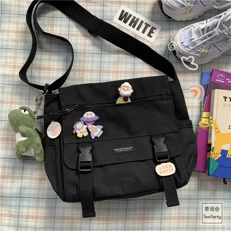 Japanese Harajuku Versatile Canvas Women Messenger Bags Solid Color Flip Casual Handbag Shoulder Bag Teenager Girl Crossbody Bag