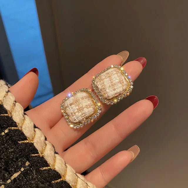 Vintage Black Forest Earrings - Jasmind Stores